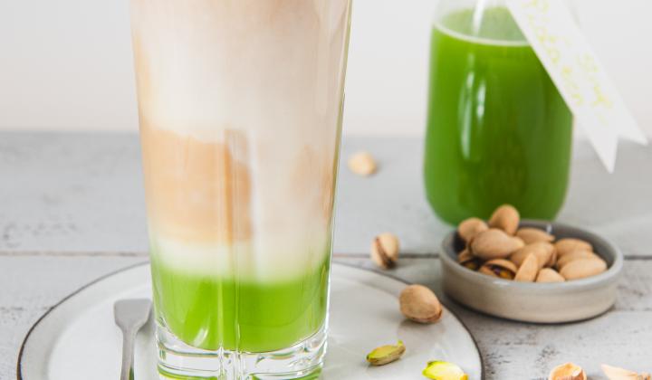 Coconut Pistachio Latte Macchiato